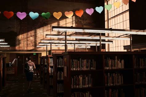 where to donate books los angeles: Exploring the Best Locations and the Impact of Book Donations on Community Culture